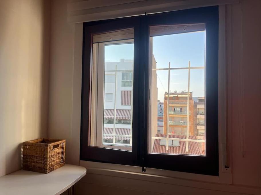 Atico Luminoso Centrico Y Comodo Apartment Figueres  Luaran gambar